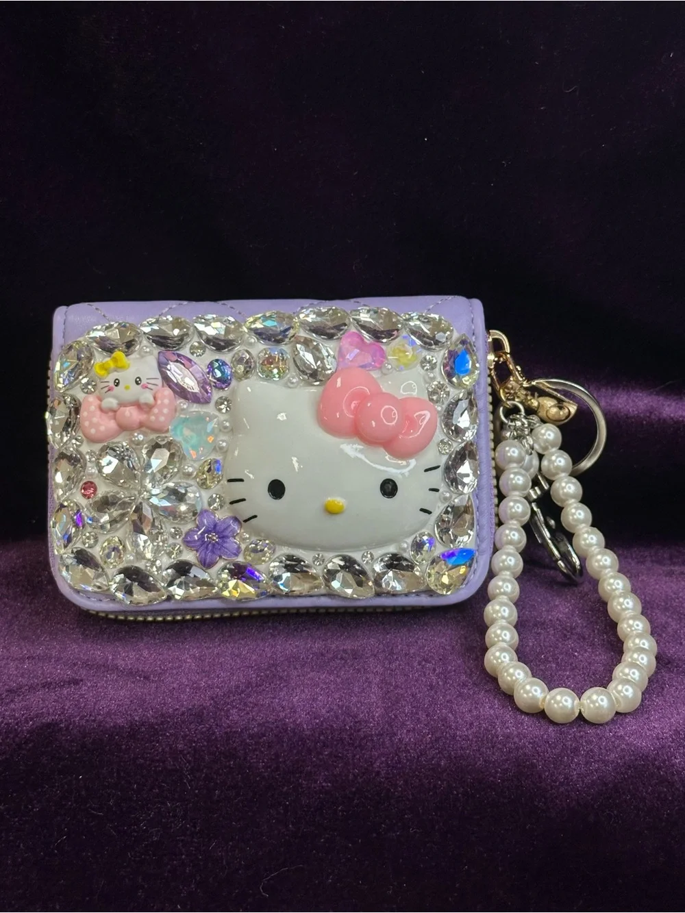 crystal Hello Kitty sparkle zip pouch + pearl wristlet 🐥